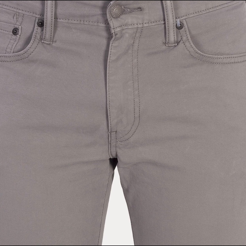 Levi’s 511 grey pant!